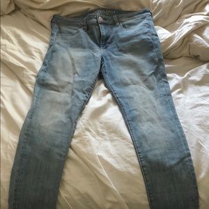 light wash jeans